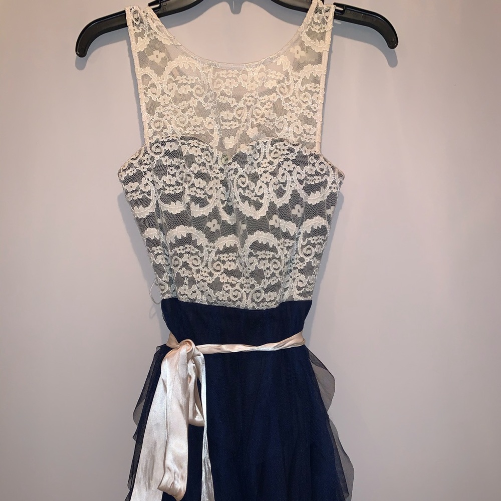 Dillard’s formal Navy and Cream dress homecoming